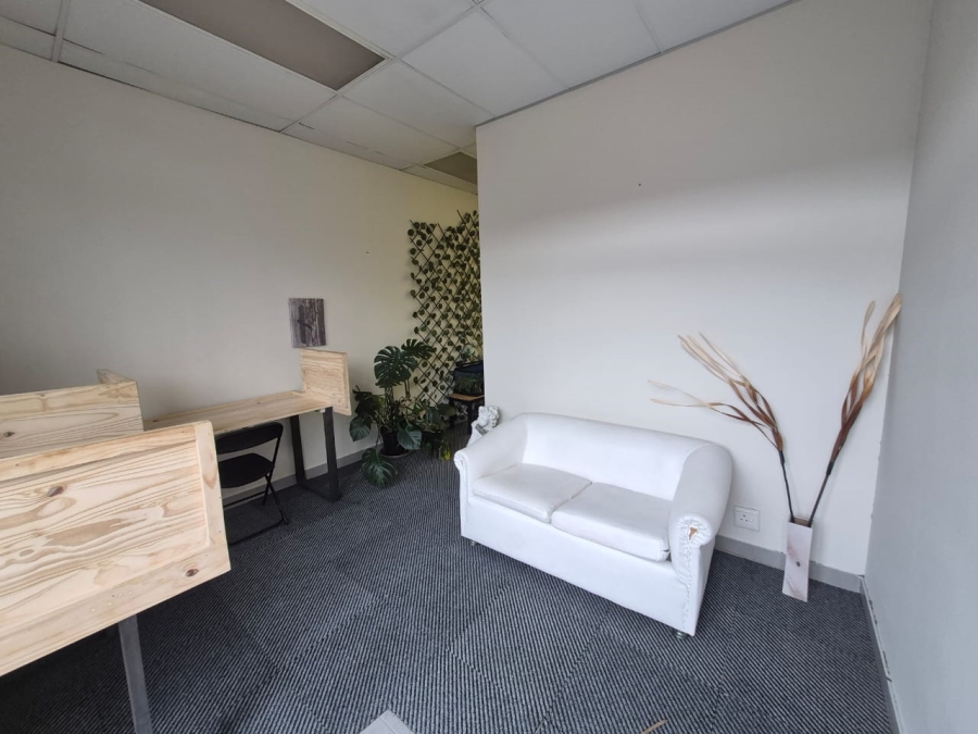 To Let 0 Bedroom Property for Rent in Rondebosch Western Cape